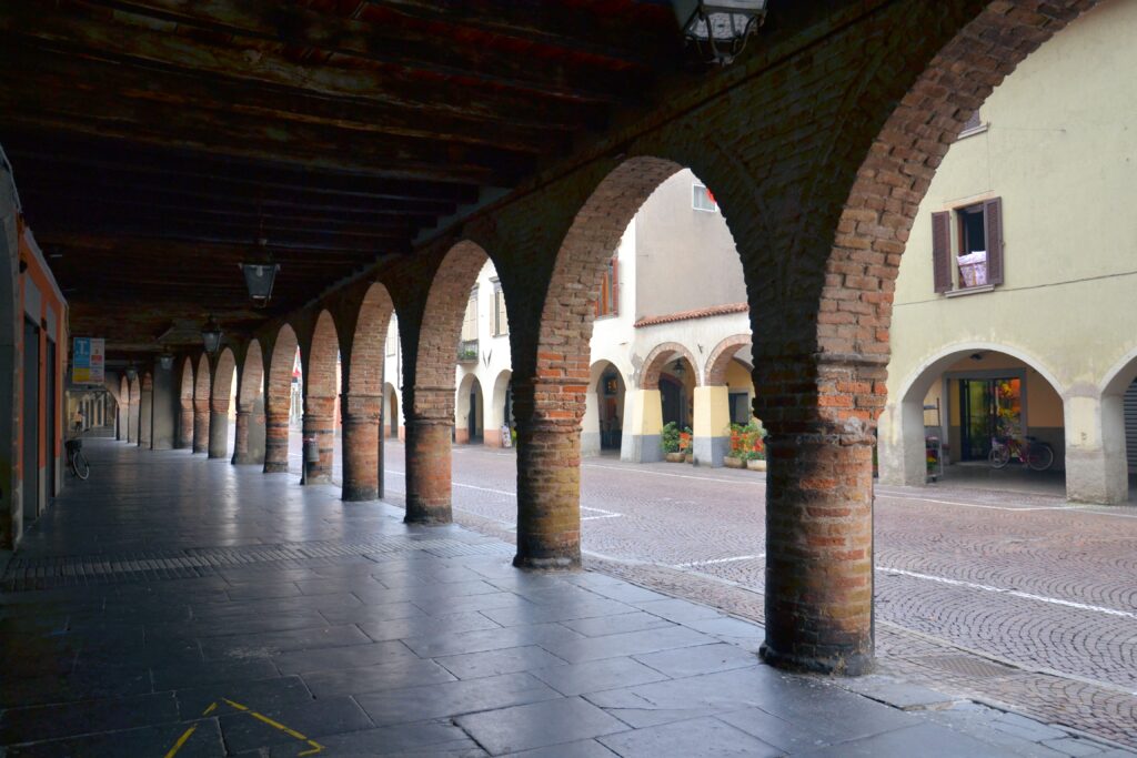 Il borgo fortificato di Martinengo