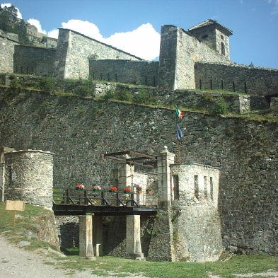 castello-piemonte-valle-1